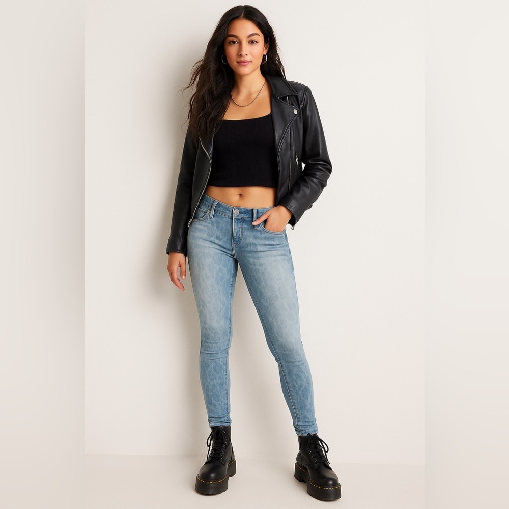 🏷️ 5 for $25 - AEO Super Stretch Low Rise printed  Jegging